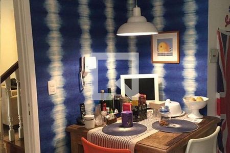 Casa de Condomínio à venda com 3 quartos, 205m² em Alphaville, Santana de Parnaíba