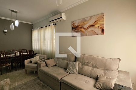 Casa à venda com 3 quartos, 260m² em Jardim Cica, Jundiaí