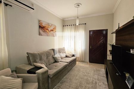 Casa à venda com 3 quartos, 260m² em Jardim Cica, Jundiaí