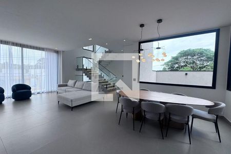Casa para alugar com 4 quartos, 421m² em Granja Viana, Cotia