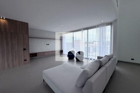 Casa para alugar com 4 quartos, 421m² em Granja Viana, Cotia