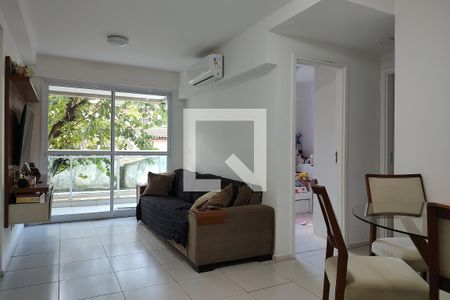 Sala de apartamento para alugar com 2 quartos, 68m² em Jacarepaguá, Rio de Janeiro