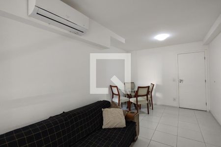 Sala de apartamento para alugar com 2 quartos, 68m² em Jacarepaguá, Rio de Janeiro