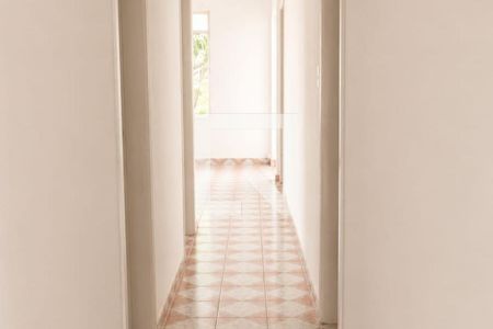 Corredor de casa para alugar com 3 quartos, 18m² em Jardim do Rio Cotia, Cotia