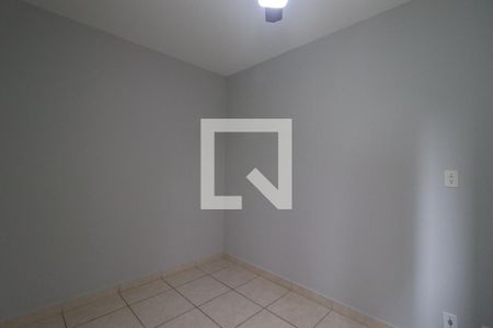 Quarto 1 de apartamento para alugar com 2 quartos, 1m² em Ipiranga, Ribeirão Preto