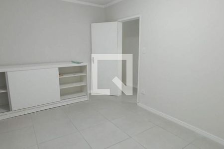 Casa à venda com 3 quartos, 206m² em Vila Scarpelli, Santo André