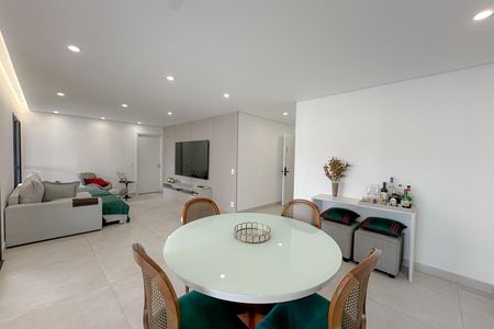 Sala de apartamento à venda com 3 quartos, 150m² em Perdizes, São Paulo