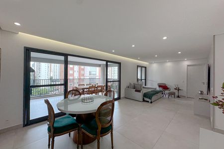 Sala de apartamento à venda com 3 quartos, 150m² em Perdizes, São Paulo