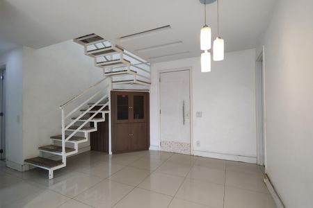 Sala de apartamento para alugar com 3 quartos, 126m² em Pechincha, Rio de Janeiro