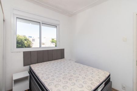 Quarto de apartamento à venda com 1 quarto, 30m² em Santo Antônio, Porto Alegre