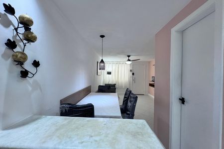 Sala de casa à venda com 3 quartos, 127m² em Recreio dos Bandeirantes, Rio de Janeiro