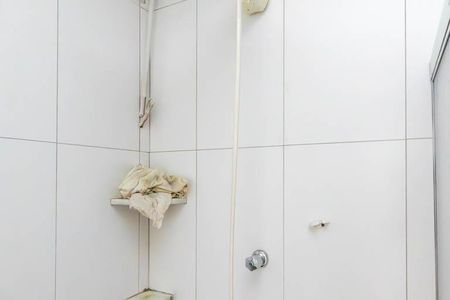Banheiro de kitnet/studio à venda com 1 quarto, 38m² em Vila Buarque, São Paulo