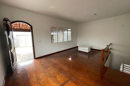 Sala de casa para alugar com 4 quartos, 406m² em Parque Rincao, Cotia