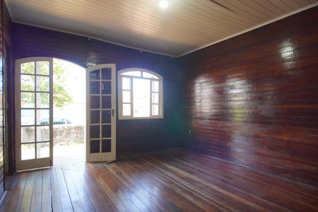 Sala de casa à venda com 4 quartos, 100m² em Campina, São Leopoldo