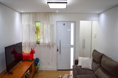 Sala de casa de condomínio à venda com 3 quartos, 62m² em Vila Esperança, São Paulo