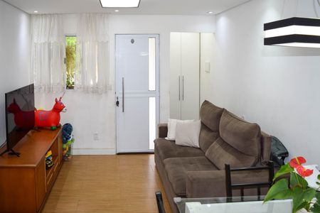 Sala de casa de condomínio à venda com 3 quartos, 62m² em Vila Esperança, São Paulo