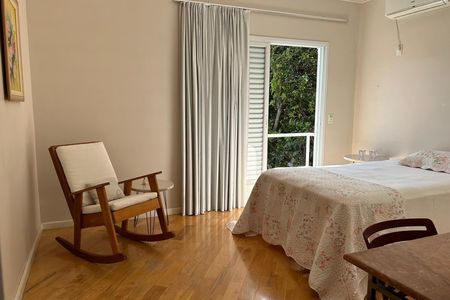 Casa à venda com 4 quartos, 278m² em Residencial Tres (Alphaville), Santana de Parnaíba