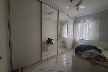 Casa à venda com 3 quartos, 240m² em Jardim Ocara, Santo André
