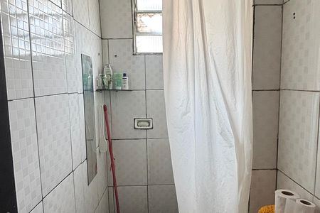 Banheiro de apartamento à venda com 2 quartos, 49m² em Parque Erasmo Assunção, Santo André