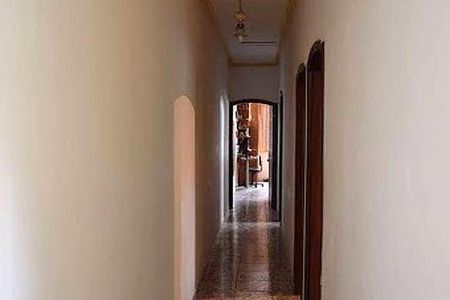Casa à venda com 4 quartos, 283m² em Vila Vianelo, Jundiaí