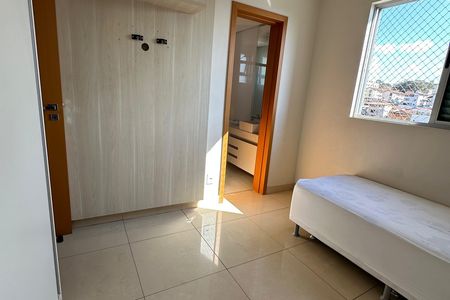 Casa à venda com 3 quartos, 82m² em Santa Rosa, Belo Horizonte