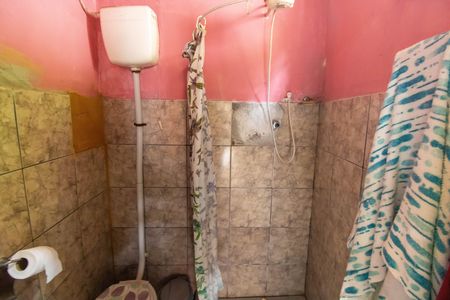 Banheiro de casa à venda com 1 quarto, 78m² em Fonseca, Niterói