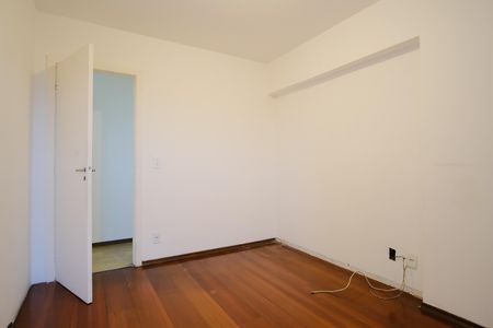 Quarto 2 de apartamento para alugar com 2 quartos, 70m² em Penha de França, São Paulo
