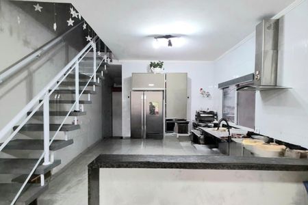 Casa para alugar com 4 quartos, 340m² em Parque Jaguari (fazendinha), Santana de Parnaíba