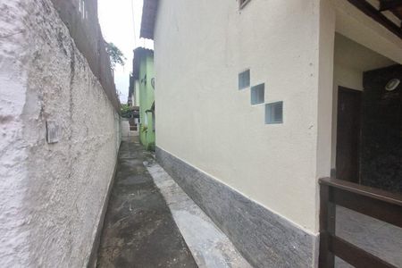 Casa à venda com 2 quartos, 95m² em Sapê, Niterói