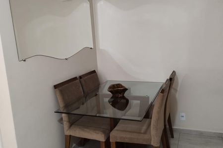 Sala de apartamento à venda com 3 quartos, 56m² em Jardim Cocaia, Guarulhos