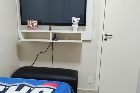 Quarto de apartamento à venda com 3 quartos, 56m² em Jardim Cocaia, Guarulhos