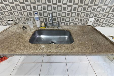 Apartamento à venda com 2 quartos, 42m² em Pechincha, Rio de Janeiro