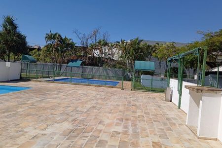 Apartamento à venda com 2 quartos, 65m² em Jardim Cocaia, Guarulhos