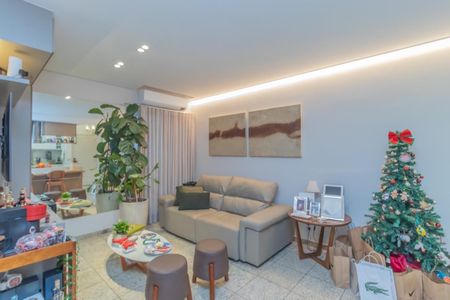 Foto 03 de apartamento à venda com 2 quartos, 73m² em Belvedere, Belo Horizonte