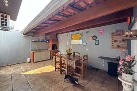 Casa à venda com 3 quartos, 151m² em Vila Garcia, Jundiaí