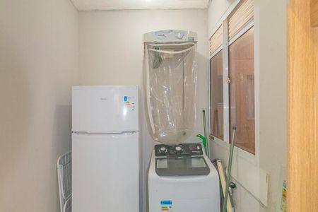 Cozinha e Área de Serviço de apartamento à venda com 2 quartos, 42m² em Rio Branco, Canoas
