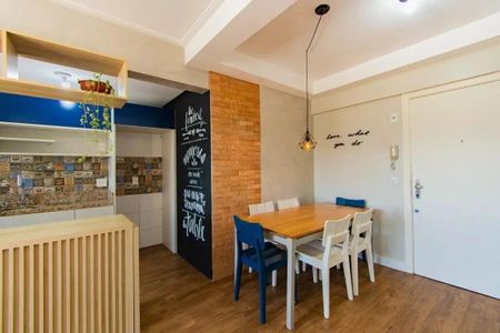 Apartamento à venda com 2 quartos, 60m² em Centro, Canoas