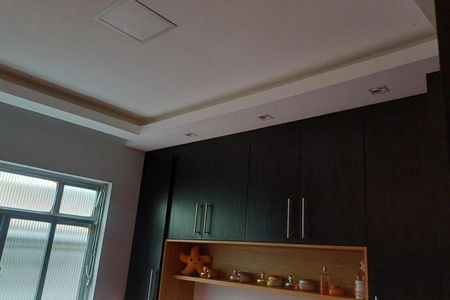 Casa à venda com 2 quartos, 53m² em Engenhoca, Niterói