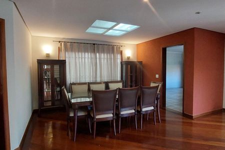 Casa para alugar com 4 quartos, 436m² em São Paulo II, Cotia