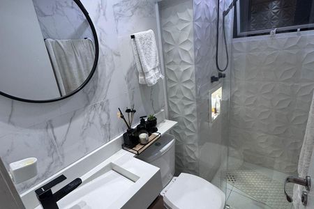 Banheiro de apartamento à venda com 2 quartos, 45m² em Pechincha, Rio de Janeiro