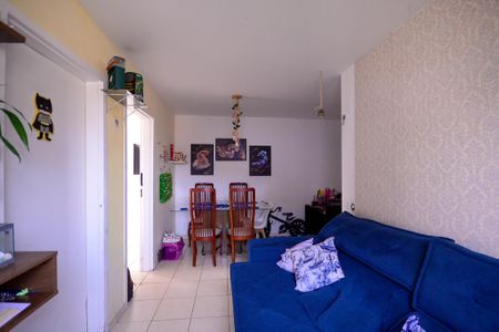 Sala  de apartamento para alugar com 2 quartos, 45m² em Parque Fongaro, São Paulo