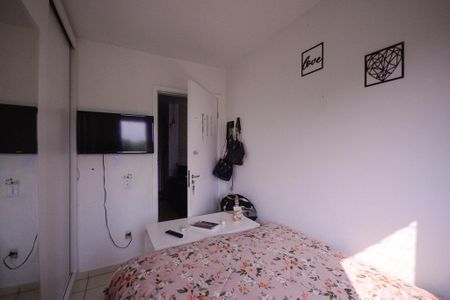 Quarto 1  de apartamento para alugar com 2 quartos, 45m² em Parque Fongaro, São Paulo