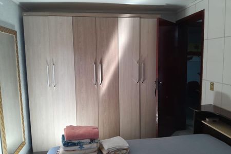 Casa à venda com 3 quartos, 80m² em Campo Novo, Porto Alegre