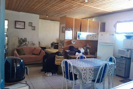 Casa à venda com 3 quartos, 80m² em Campo Novo, Porto Alegre