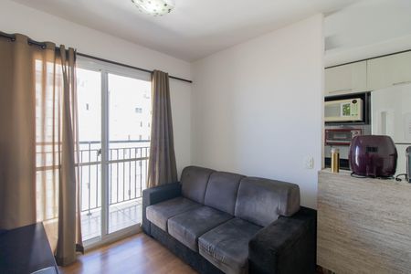 Sala de apartamento à venda com 3 quartos, 57m² em Jardim Cocaia, Guarulhos