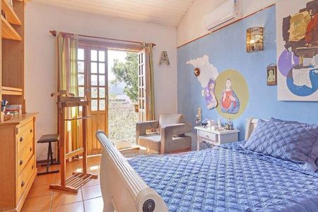 Casa à venda com 3 quartos, 250m² em Residencial Tres (Alphaville), Santana de Parnaíba