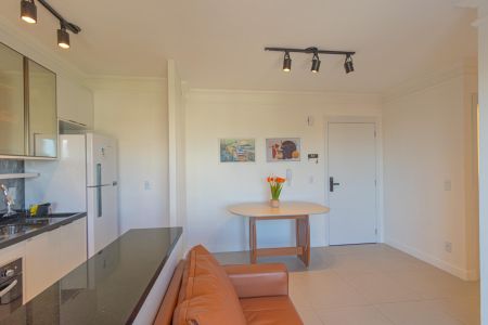 Sala de apartamento à venda com 2 quartos, 49m² em Centro, Canoas