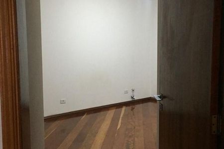 Casa à venda com 4 quartos, 302m² em Alphaville, Santana de Parnaíba