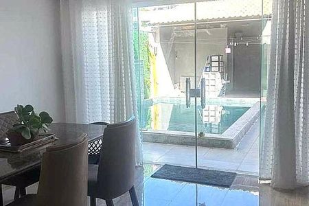 Casa à venda com 4 quartos, 240m² em Recreio dos Bandeirantes, Rio de Janeiro