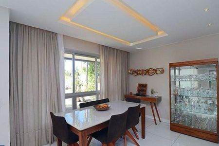 Casa à venda com 4 quartos, 210m² em Recreio dos Bandeirantes, Rio de Janeiro